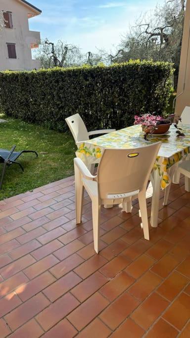 Giuly Beth'S House Leilighet Brenzone sul Garda Eksteriør bilde